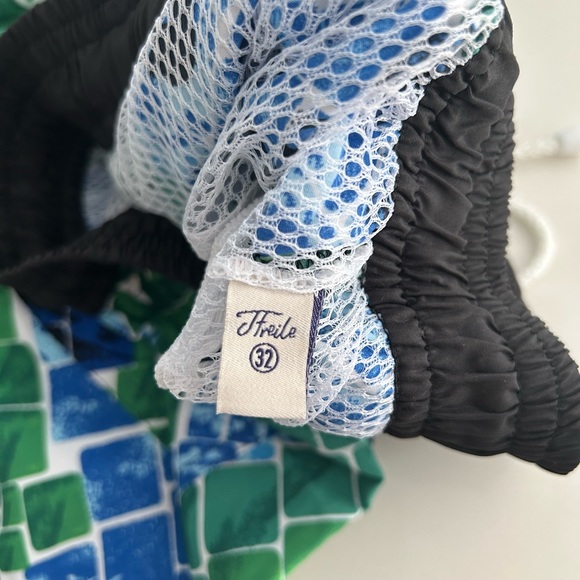 Handmade swim trunks - Picture 6 of 7